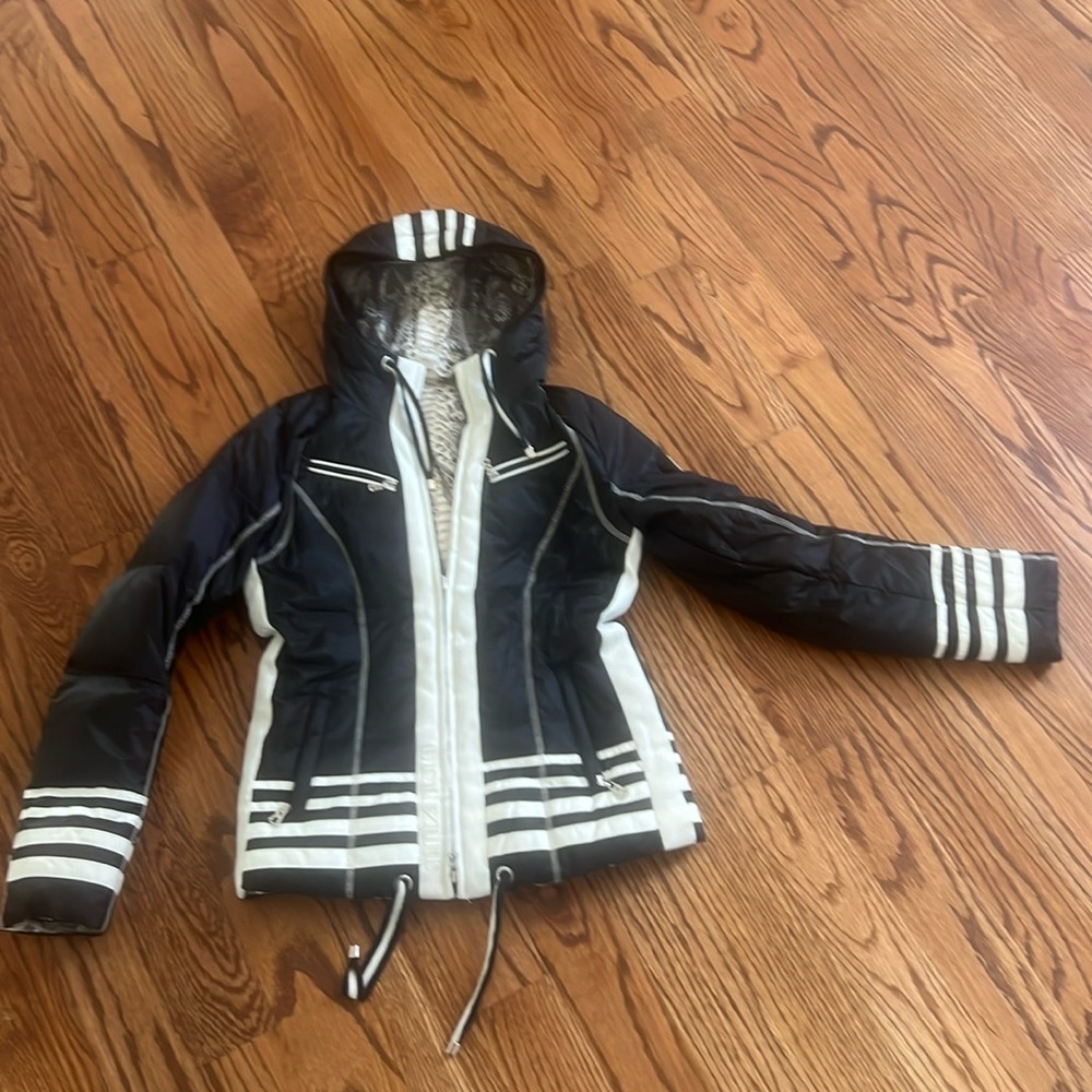 Bogner reversible ski jacket.  Worn once. Cool and chic.